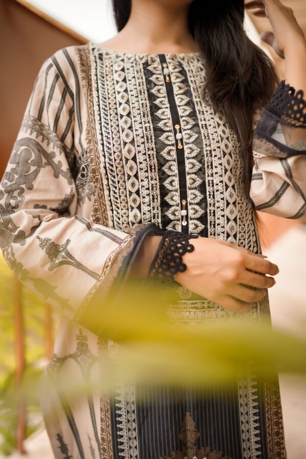 printed lawn 3PCs - Image 6
